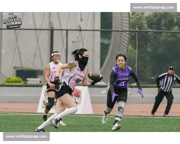 女子橄榄球赛场上的热血拼搏与团队精神展现精彩瞬间